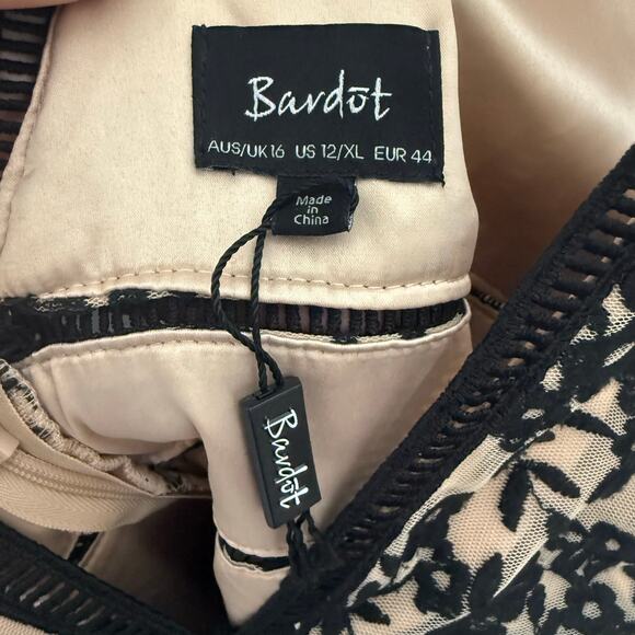 BARDOT NEW Women's 12 XL Embroidered Nude Black Overlay Midi Dress Sexy Sheath - Picture 11 of 16